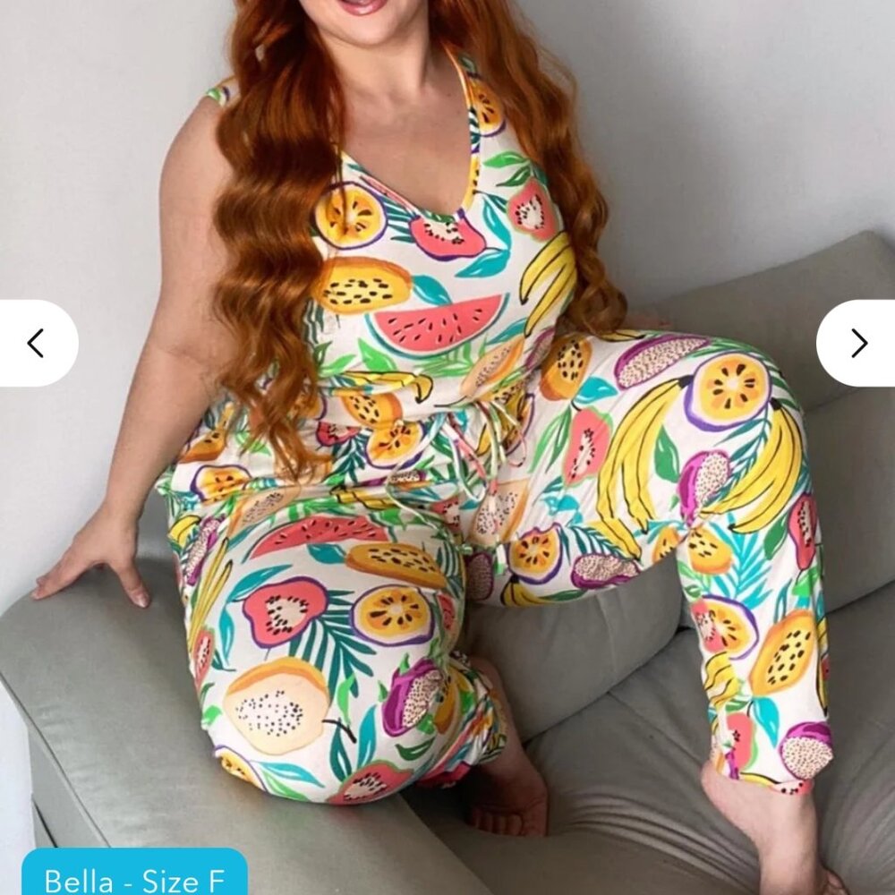 Tropical fruit bottoms and vest from snag tights